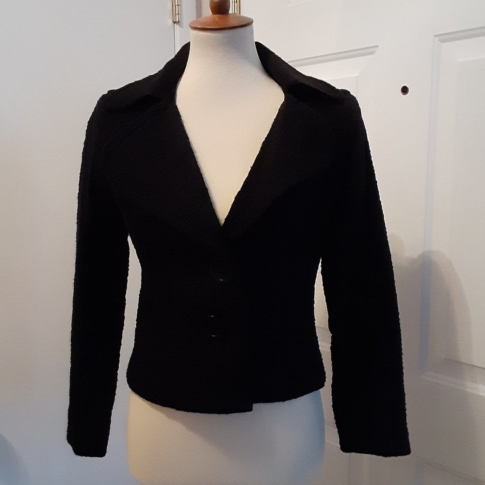 White House | Black Market Short-Waisted Blazer